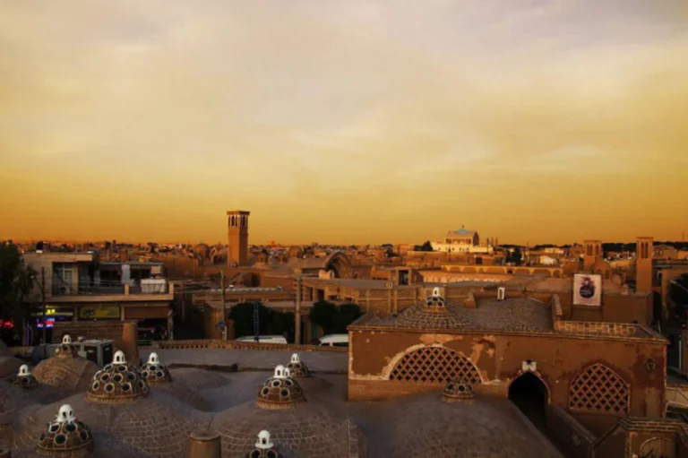 ملاقات با  کاشانِ مدرن در کوچه‌های تاریخی
