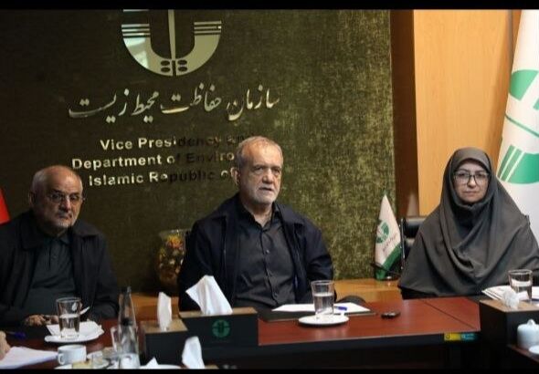 بازدید سرزده رئیس‌جمهور از سازمان حفاظت محیط‌زیست