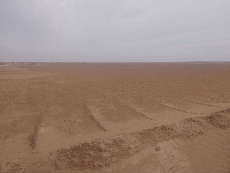 آغاز طرح سه‌ساله مهار کانون گردوغبار سراجه قم با اعتبار ۲۰۰ میلیارد تومان