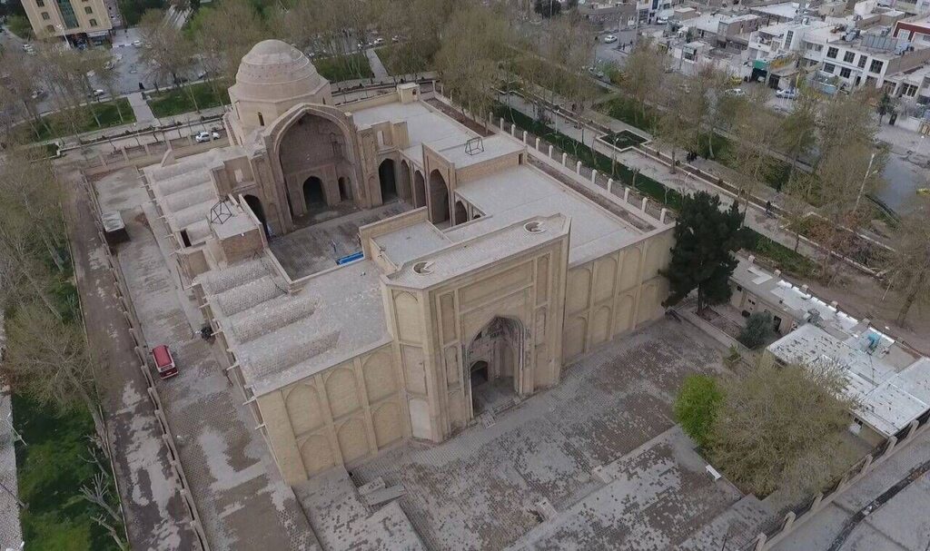 مسجد تاریخی جامع ورامین
