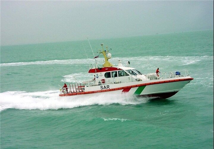 عملیات جست‌وجو برای یافتن آخرین مفقودی حادثه غرق‌شدگی در سواحل رمچاه قشم