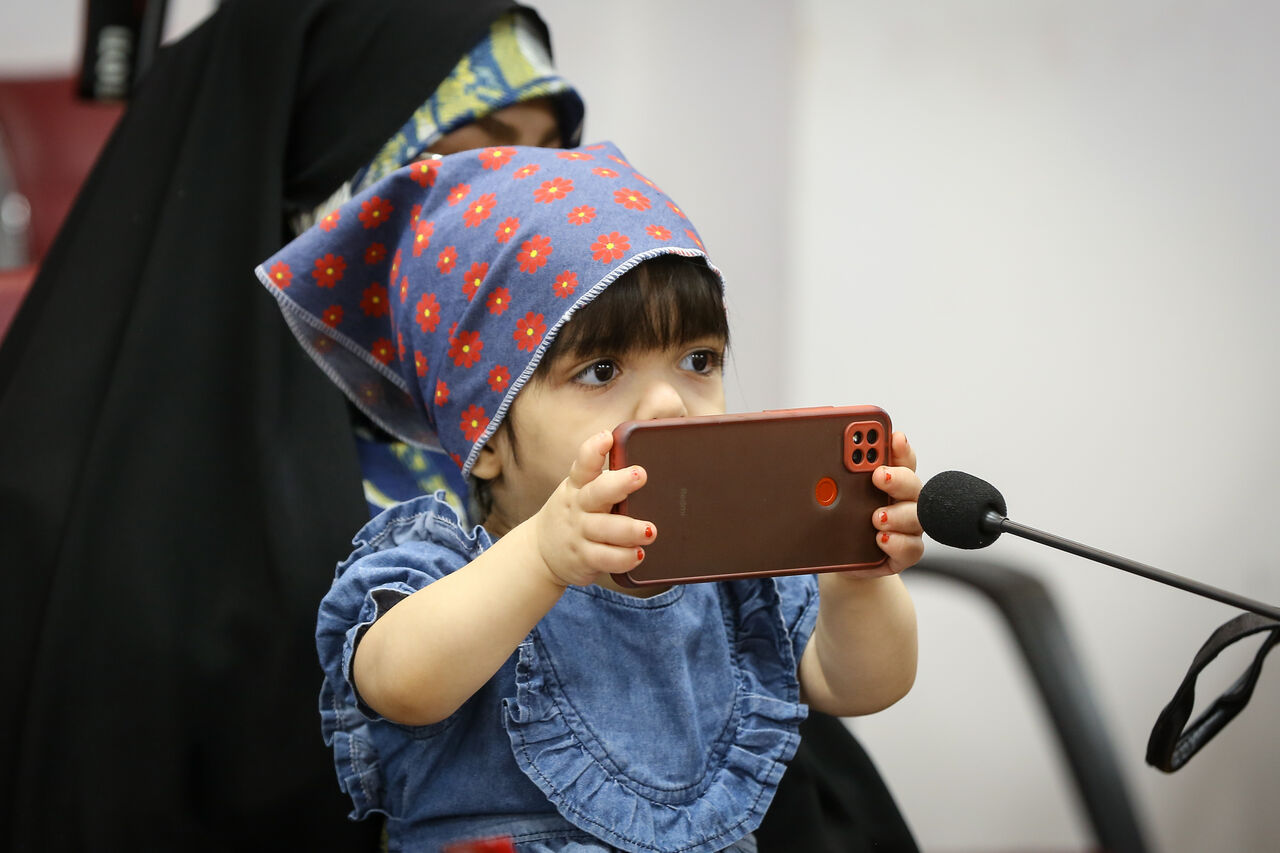 بچه‌هایمان، بچه امروزند، نه گذشته