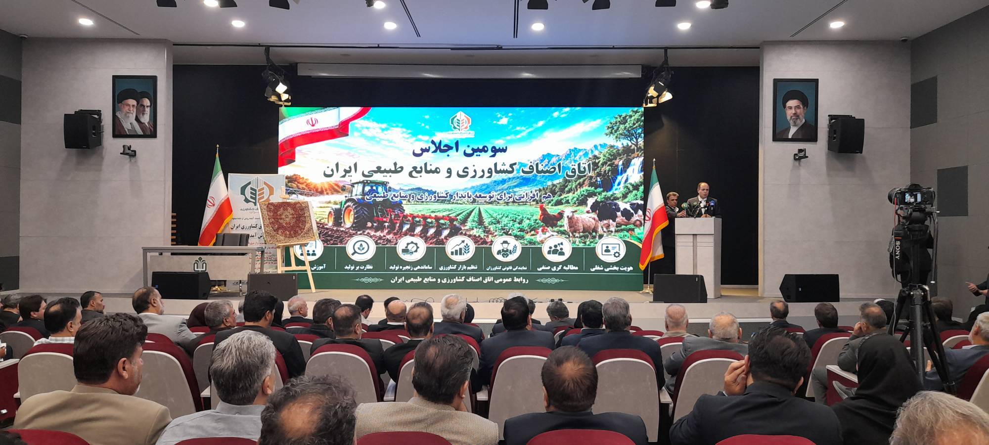 وعده وزیر جهاد کشاورزی برای تسویه ۴۵ درصد مطالبات باقی‌مانده گندمکاران