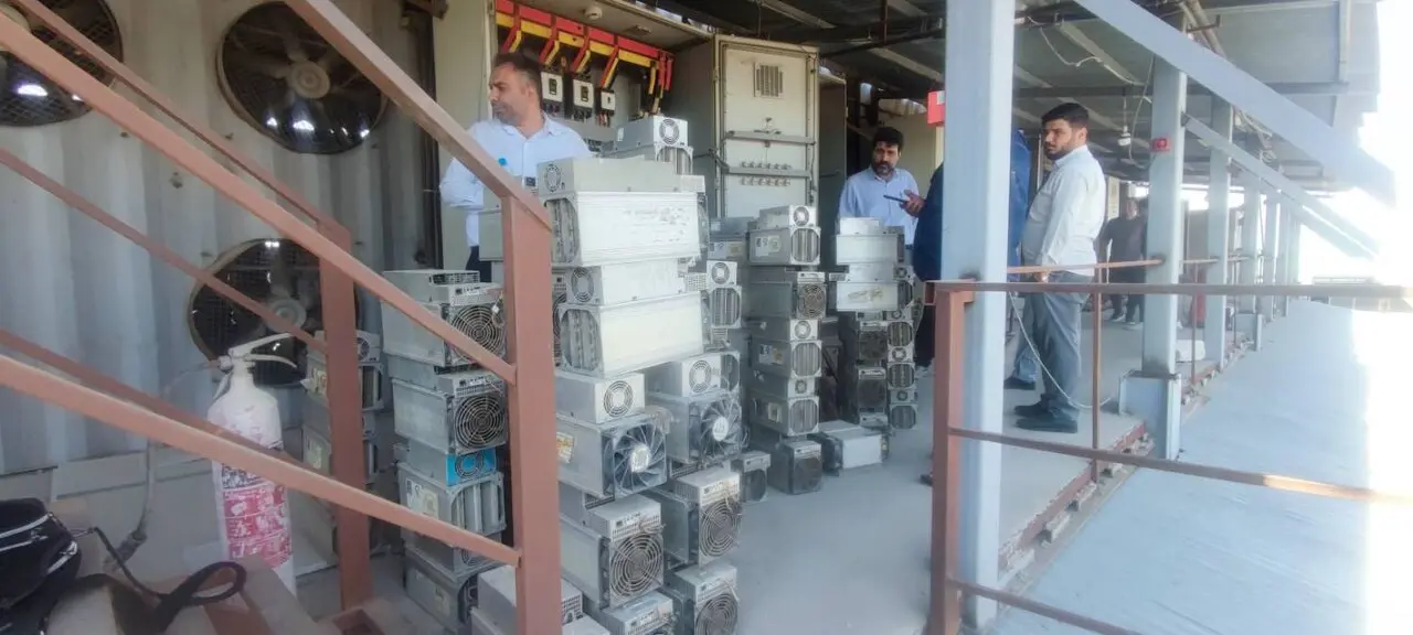 کشف ۳۶۲ دستگاه استخراج رمزارز غیرمجاز در شهرک صنعتی اشتهارد