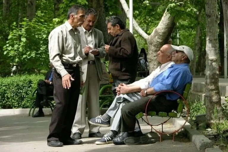 واریز حقوق شهریورماه بازنشستگان تأمین اجتماعی از ۲۹ شهریور
