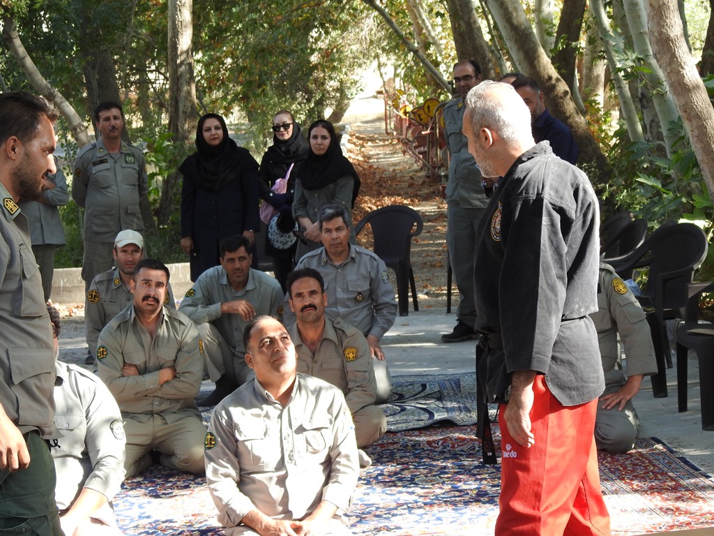 برگزاری دوره دفاع شخصی برای ۸۰ محیط‌بان اصفهانی در پارک ملی قمیشلو

