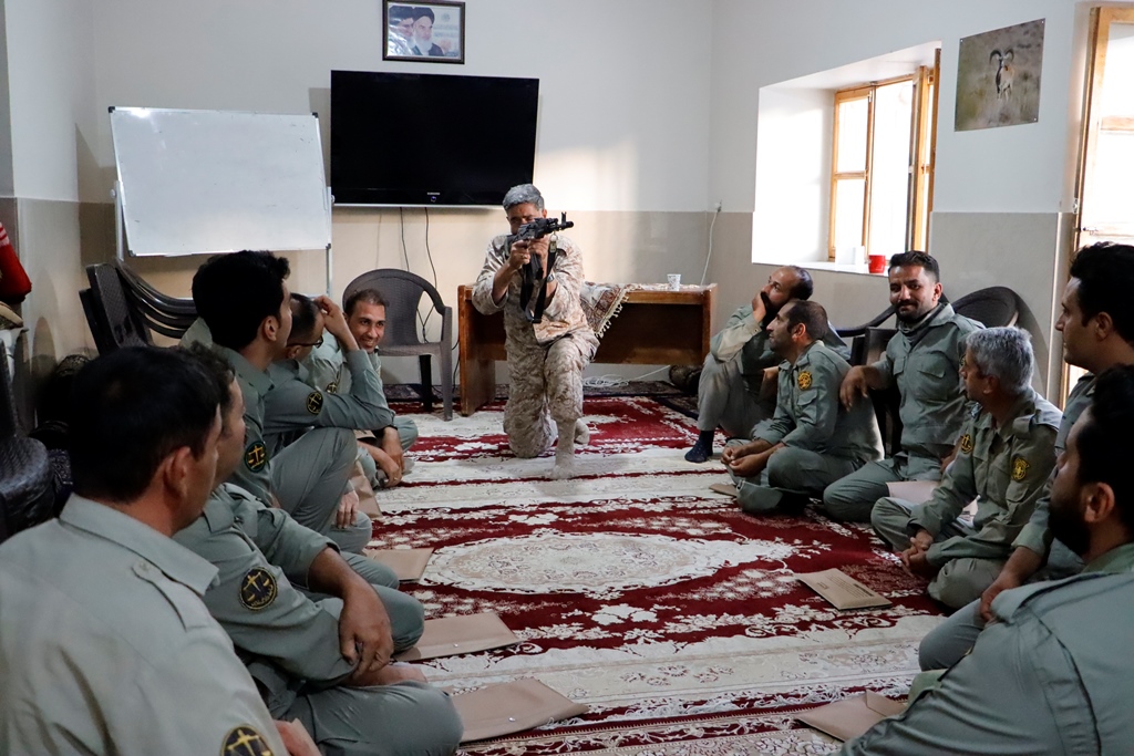 برگزاری دوره دفاع شخصی برای ۸۰ محیط‌بان اصفهانی در پارک ملی قمیشلو

