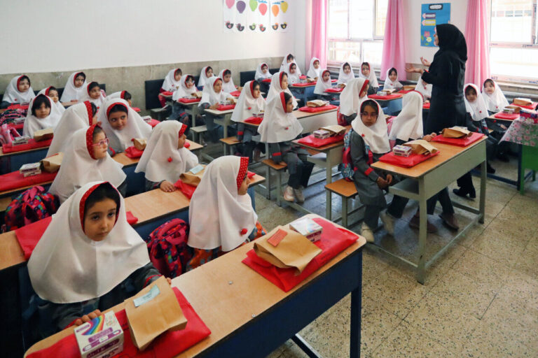 دشواری آموزش پایه در آغاز پاییز