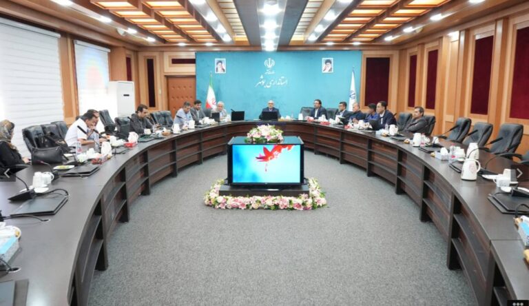 پاکسازی هفتگی سواحل پارک ملی دریایی نایبند