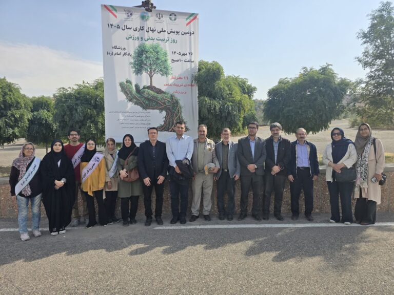 برگزاری پویش نهال‌کاری ورزش و محیط‌زیست در ورزشگاه یادگار امام تبریز