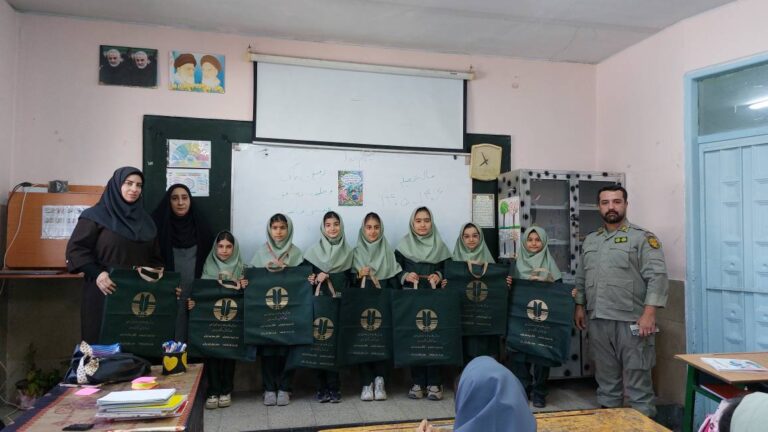 اجرای طرح یک ساعت با محیط‌بان در مدارس اسلامشهر برای آموزش حفاظت از تنوع زیستی