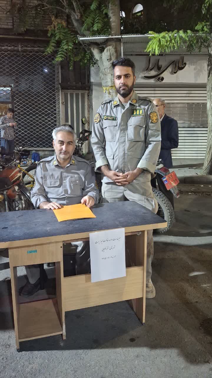 برپایی میز خدمت اداره حفاظت محیط زیست در شهرستان سنقروکلیایی