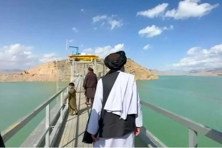 خرید آب از افغانستان؛ راهبرد نجات یا تله دیپلماتیک؟
